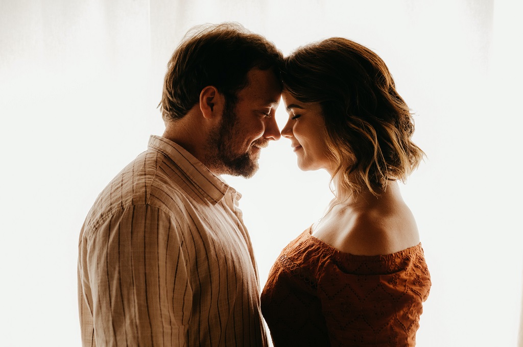 AmoLatina.com, Dating Service Don’t Trust, Save Amount